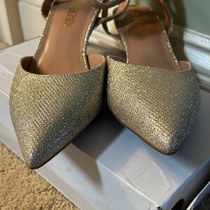 Dream Pairs Glittering Gold Heels